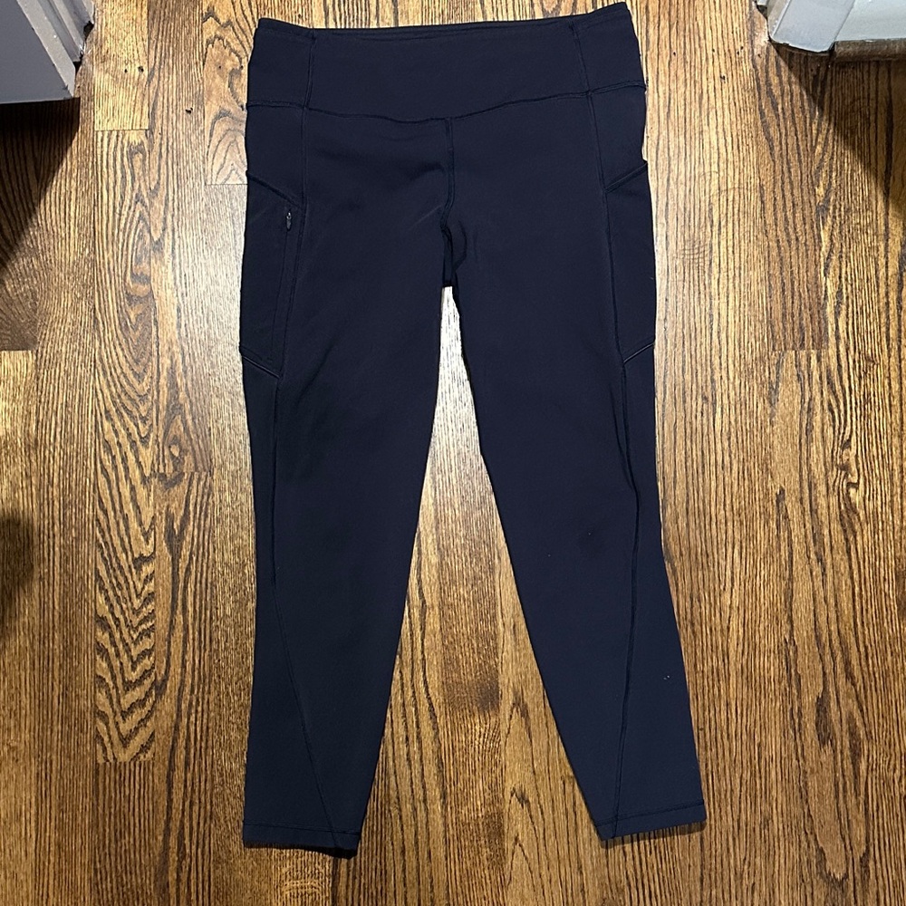 Lululemon Navy 7/8 Running Leggings, Size 10